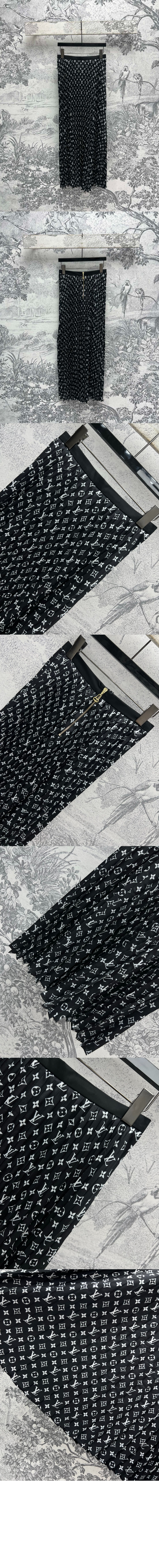 미러급레플리카사이트 | 명품레플리카 전문 쇼핑몰  | 퍼스트원 - 스트라이프 액센트 모노그램 플리티드 스커트 &gt; 루이비통