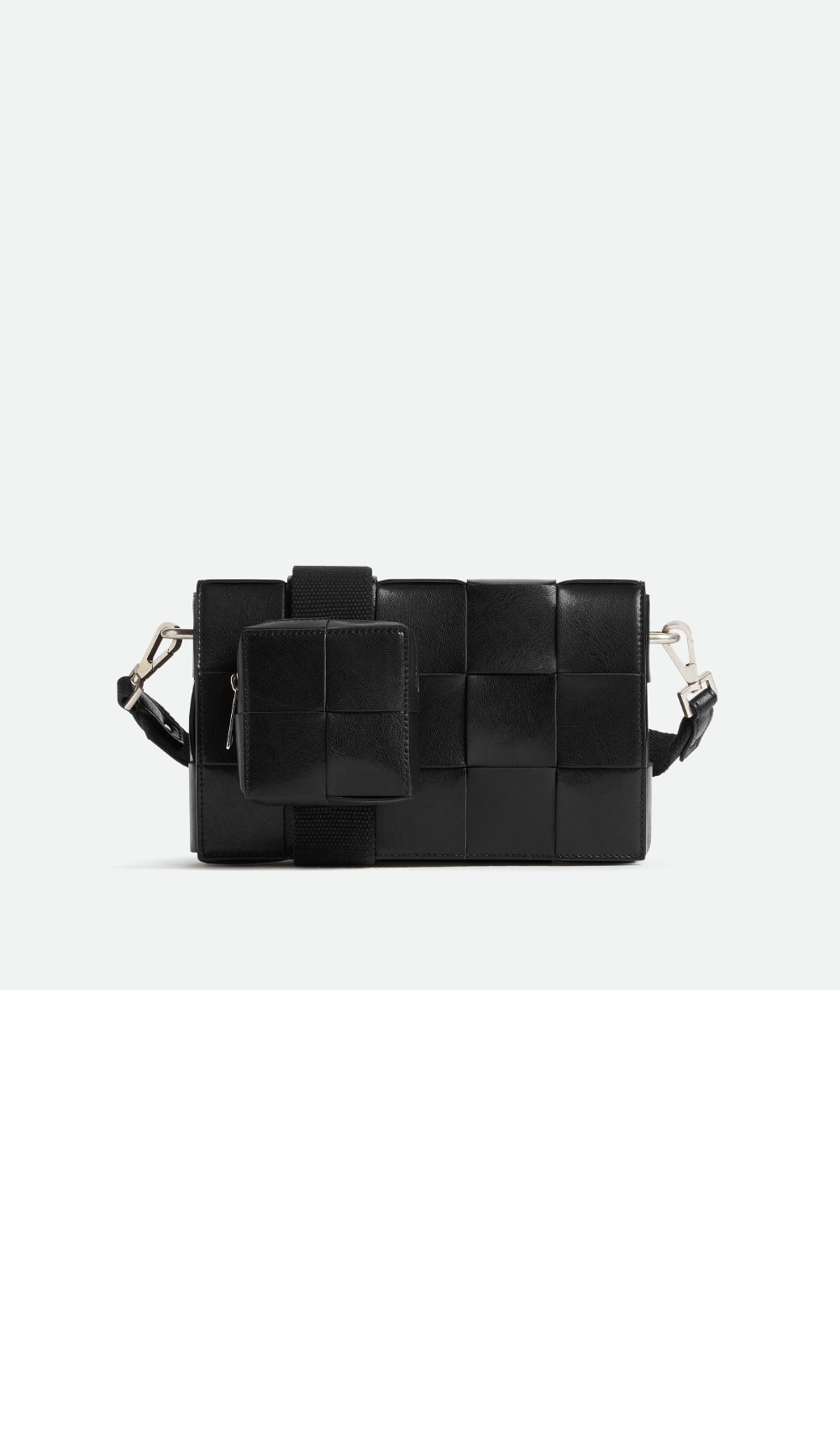 미러급레플리카사이트 | 명품레플리카 전문 쇼핑몰  | 퍼스트원 - 다양하게 활용할 수 있는 스트랩을 갖춘 카세트 741777 &gt; 보테가베네타