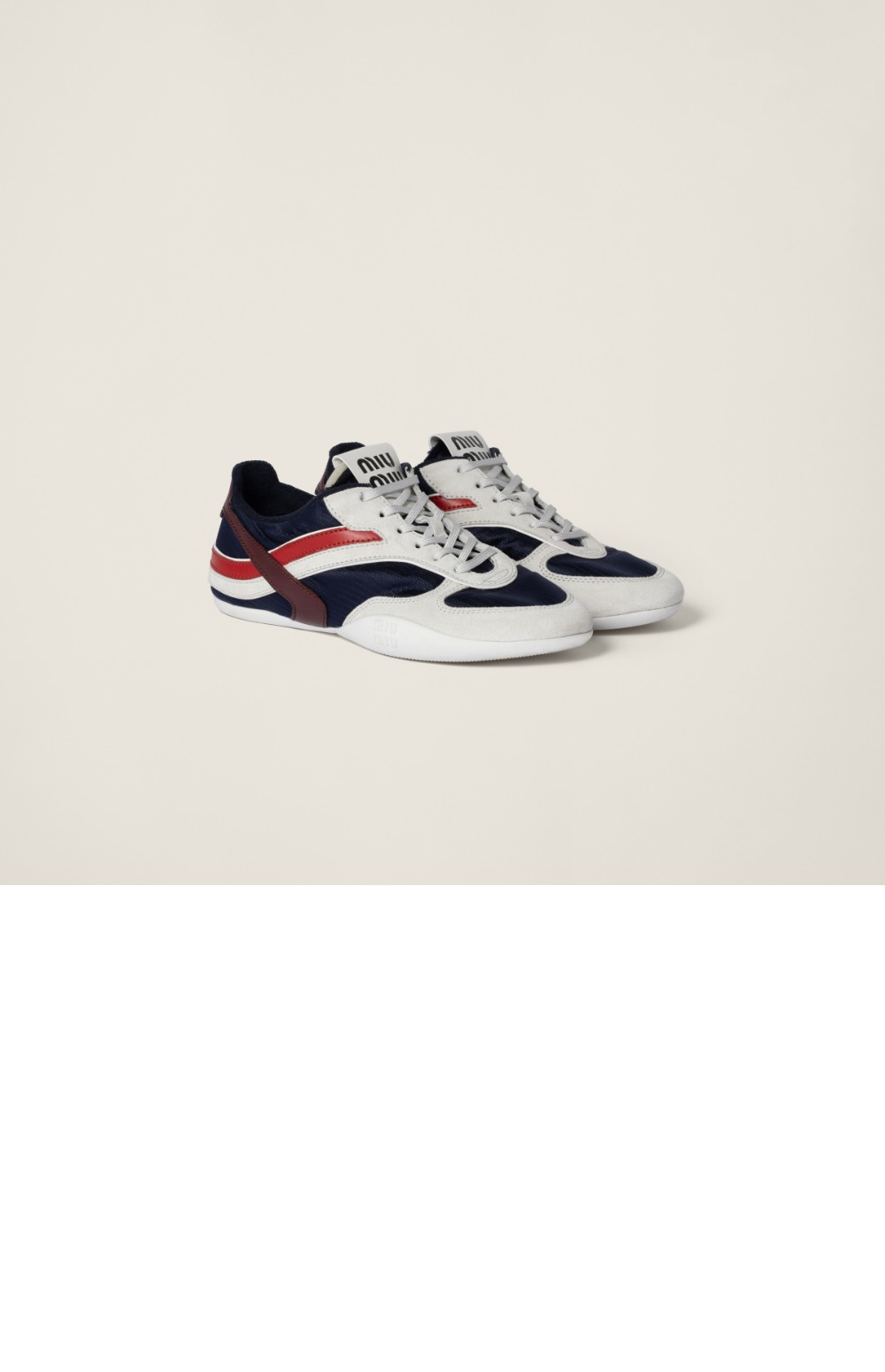 미러급레플리카사이트 | 명품레플리카 전문 쇼핑몰  | 퍼스트원 - 김나지움 기능성 소재 및 스웨이드 스니커즈 5E428E &gt; 미우미우