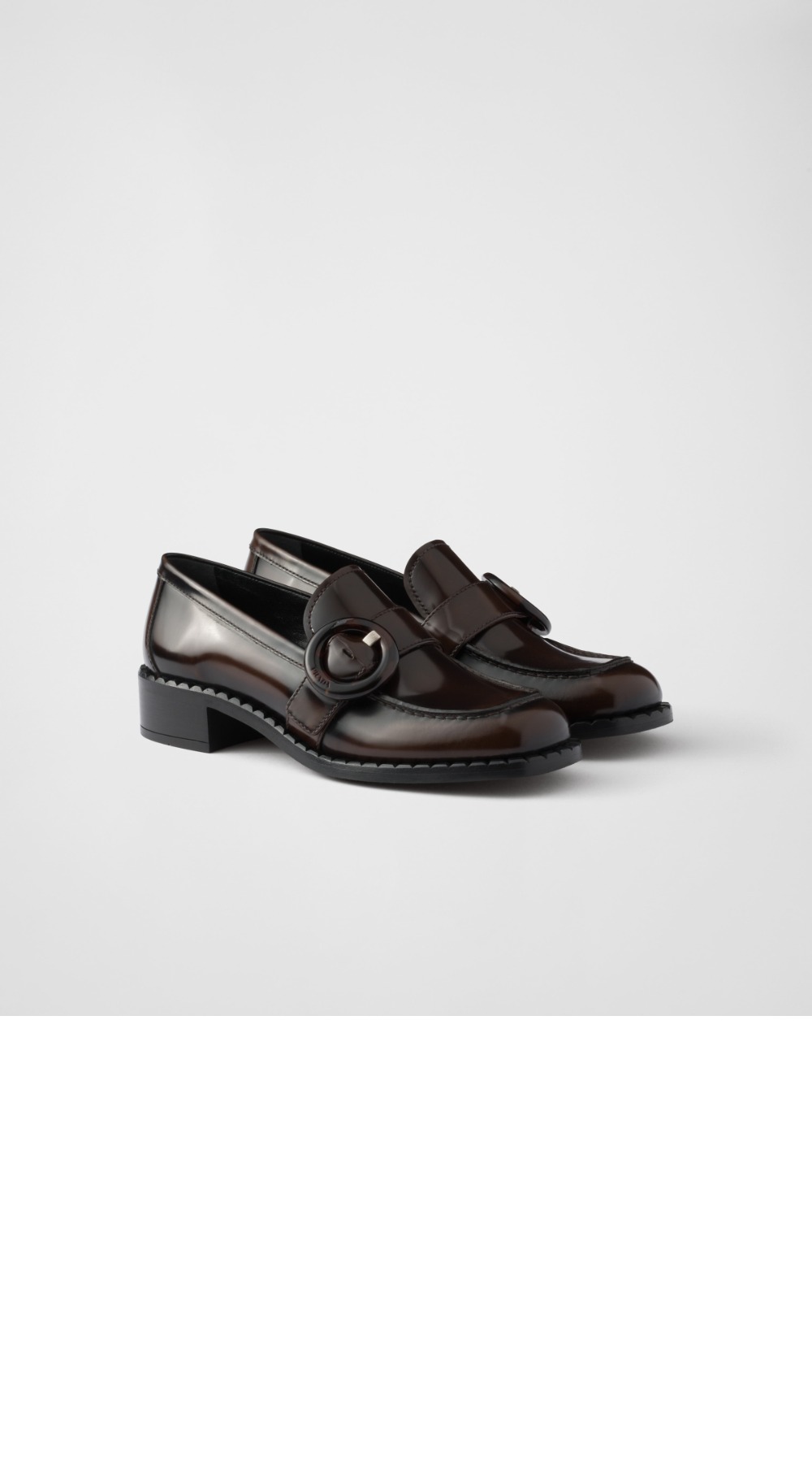 미러급레플리카사이트 | 명품레플리카 전문 쇼핑몰  | 퍼스트원 - 브러쉬드 가죽 로퍼 1D979N &gt; 프라다