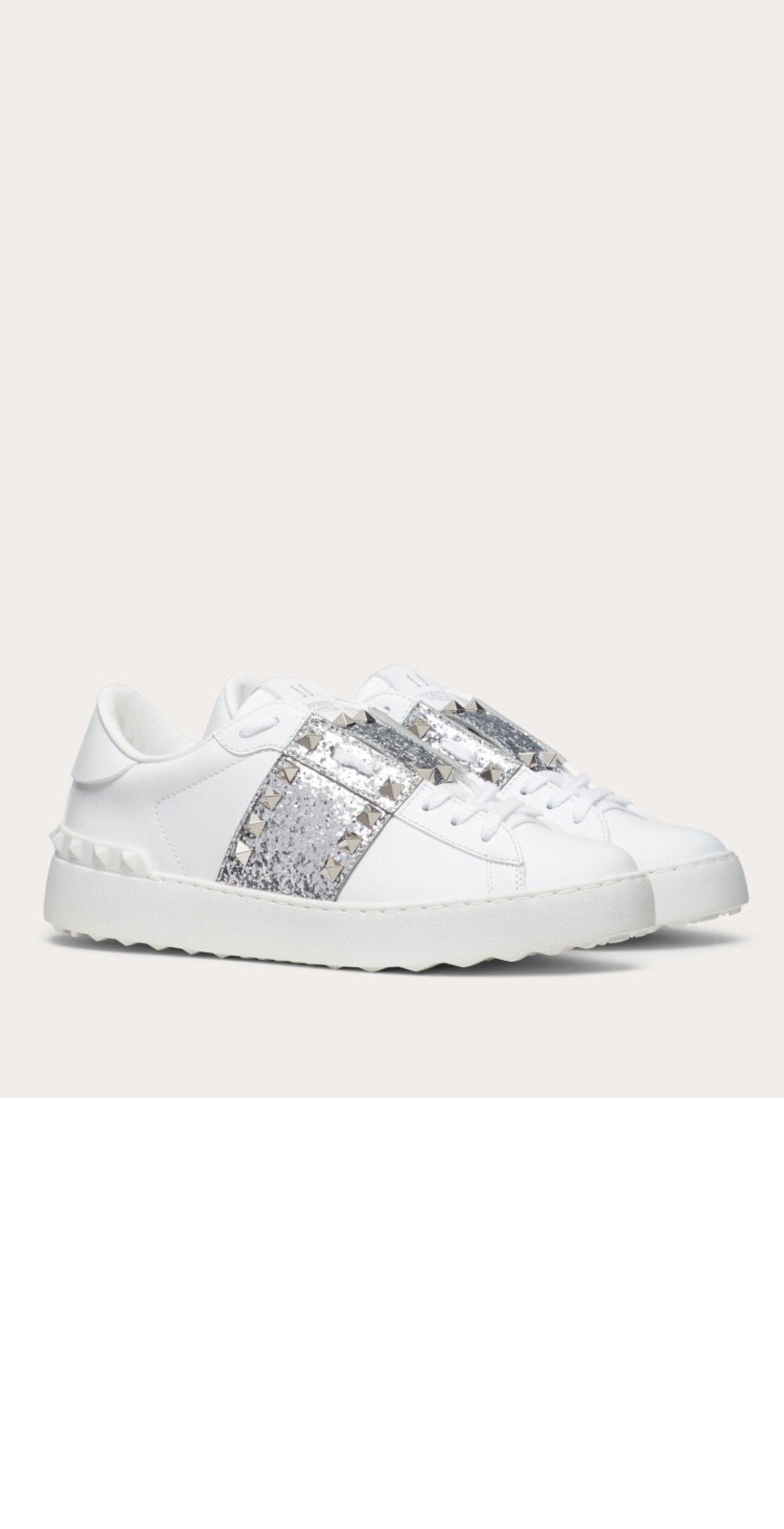 미러급레플리카사이트 | 명품레플리카 전문 쇼핑몰  | 퍼스트원 - 가라바니 락스터드 언타이틀드 송아지 가죽 스니커즈 &gt; 발렌티노