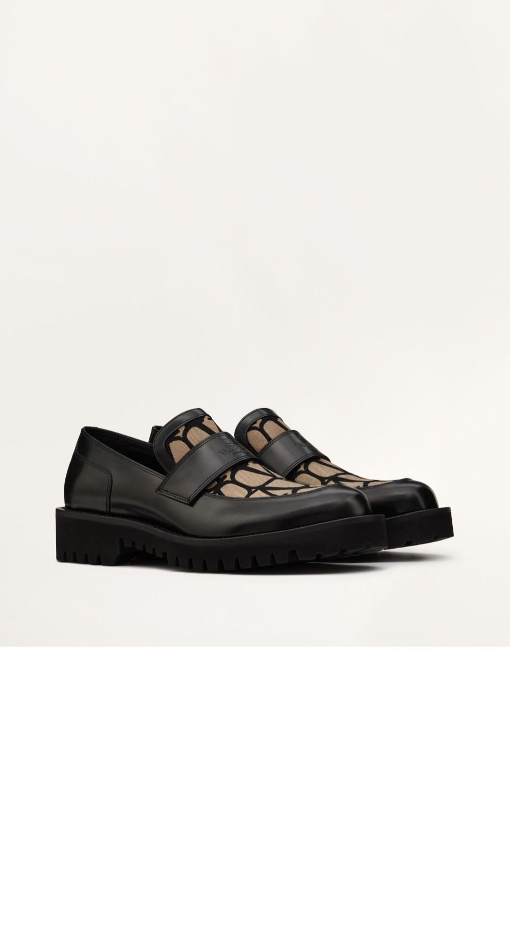 미러급레플리카사이트 | 명품레플리카 전문 쇼핑몰  | 퍼스트원 - 송아지 가죽 트왈 이코노그라프 로퍼 &gt; 발렌티노