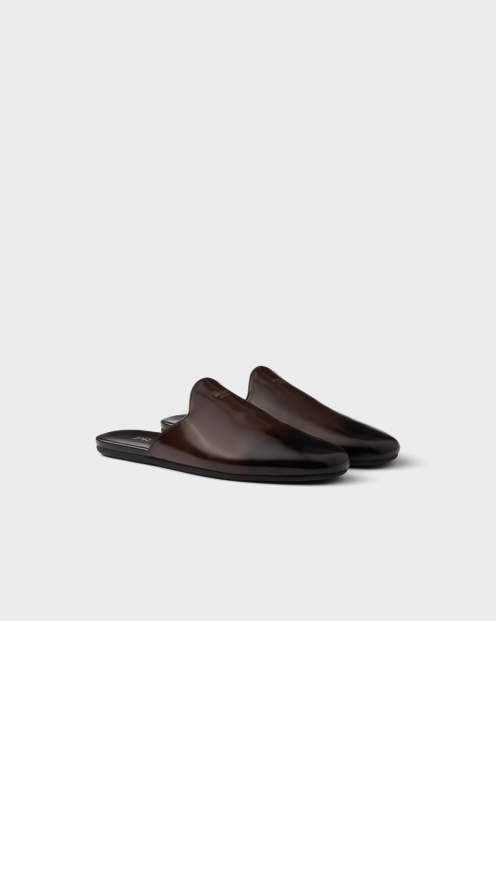 미러급레플리카사이트 | 명품레플리카 전문 쇼핑몰  | 퍼스트원 - 브러쉬드 레더 뮬 1S008O &gt; 프라다