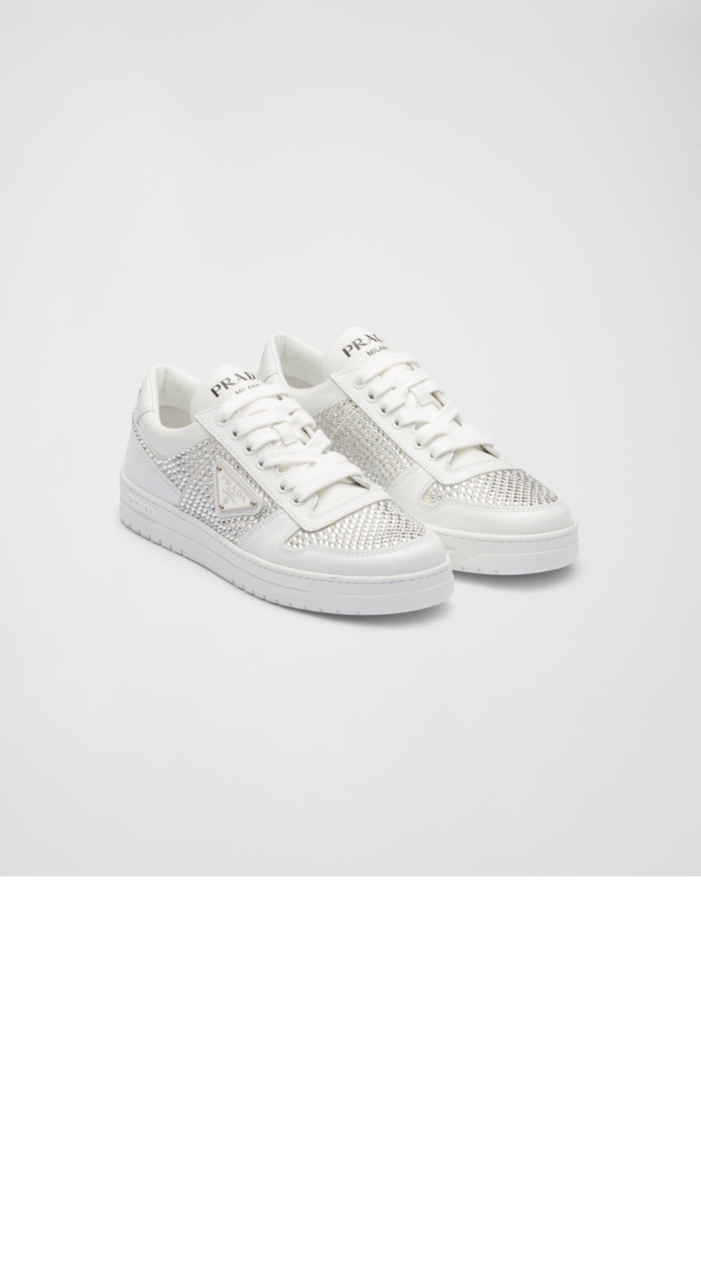 미러급레플리카사이트 | 명품레플리카 전문 쇼핑몰  | 퍼스트원 - 크리스털 장식이 있는 가죽 스니커즈 1E348N &gt; 프라다