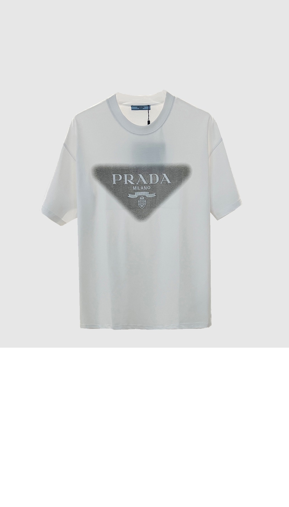 미러급레플리카사이트 | 명품레플리카 전문 쇼핑몰  | 퍼스트원 - 로고 프린트 반팔 &gt; 프라다