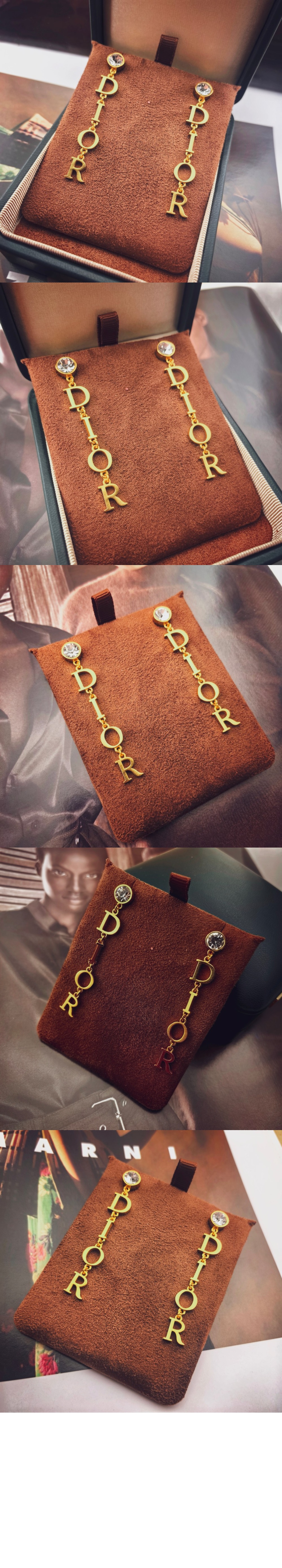 미러급레플리카사이트 | 명품레플리카 전문 쇼핑몰  | 퍼스트원 - 레볼루션 이어링 귀걸이 E4038 &gt; 디올