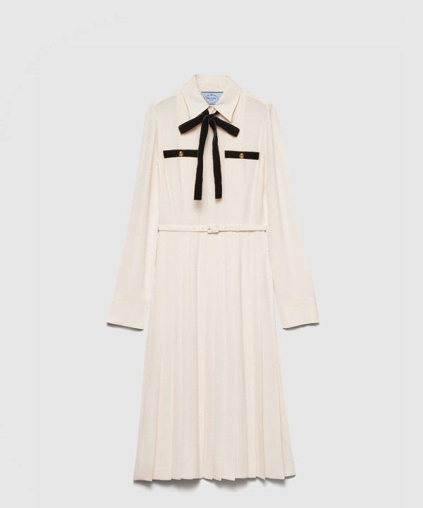 롱 플리츠 새틴 사블 드레스