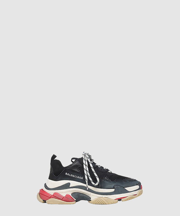 트리플 S 스니커즈 524037